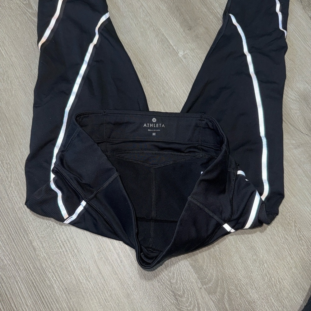Athleta Reflective Stride Compression Workout Run… - image 3